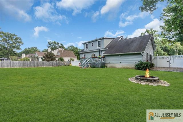 718 Princeton Road, Lacey, NJ 08734