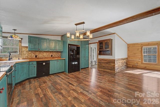 1668 Buff Creek Road, Sylva, NC 28779