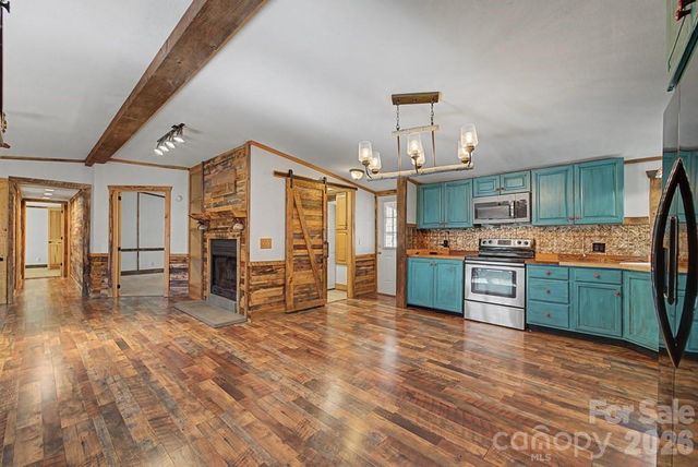 1668 Buff Creek Road, Sylva, NC 28779