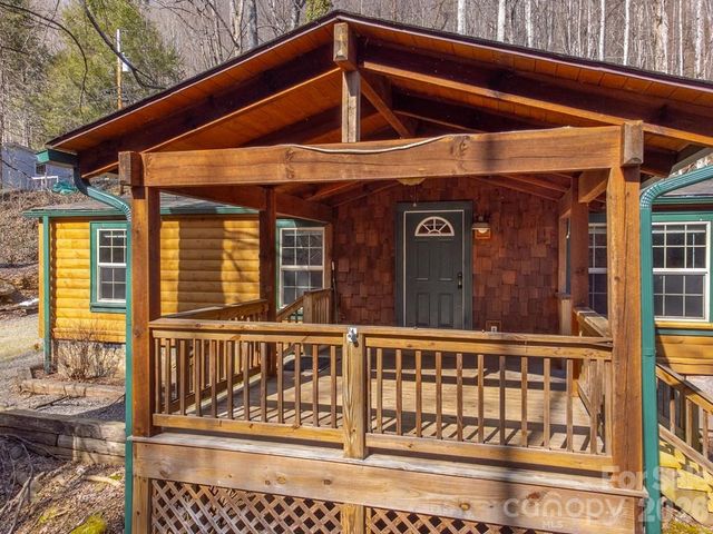 1668 Buff Creek Road, Sylva, NC 28779