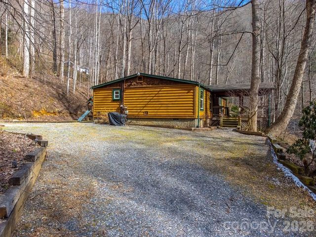 1668 Buff Creek Road, Sylva, NC 28779