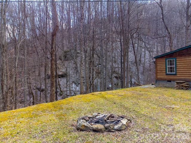 1668 Buff Creek Road, Sylva, NC 28779