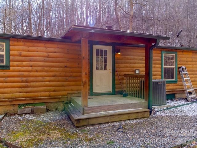 1668 Buff Creek Road, Sylva, NC 28779