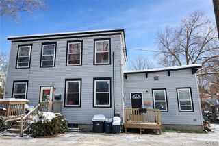 8 1/2 Noyes Street, Utica, NY 13502