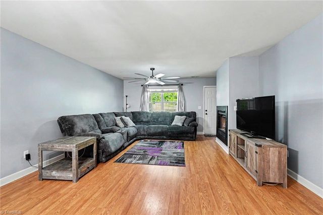101 Troonsway Road, Winston-salem, NC 27127