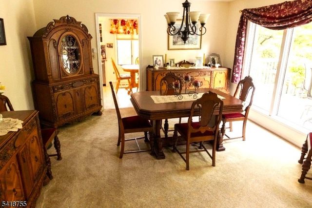 505 Lannon Ln, Bethlehem Twp., NJ 08826