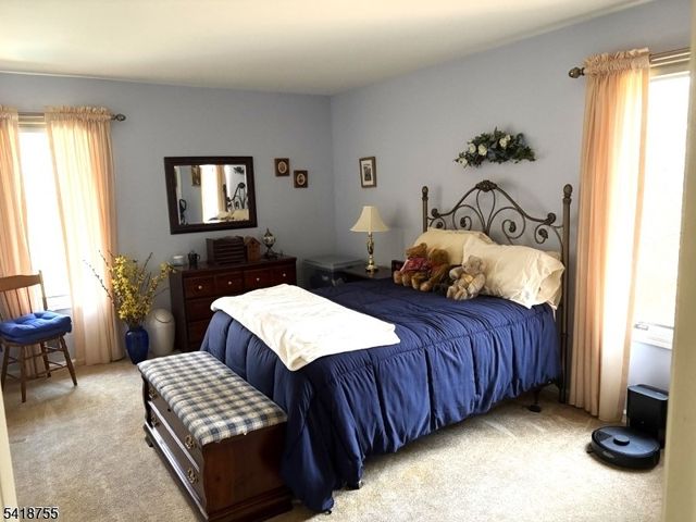 505 Lannon Ln, Bethlehem Twp., NJ 08826