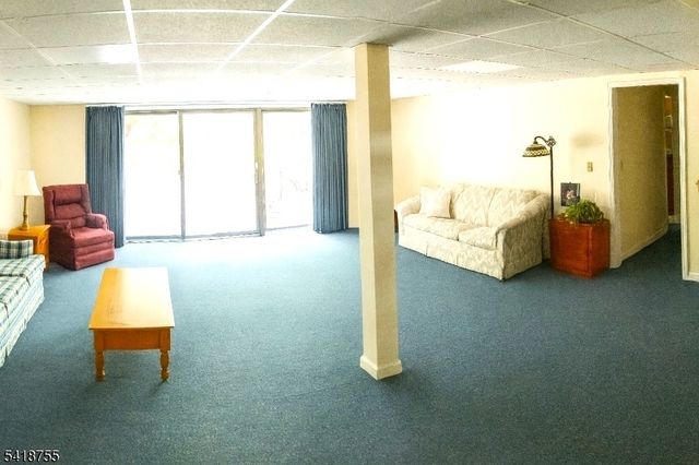 505 Lannon Ln, Bethlehem Twp., NJ 08826