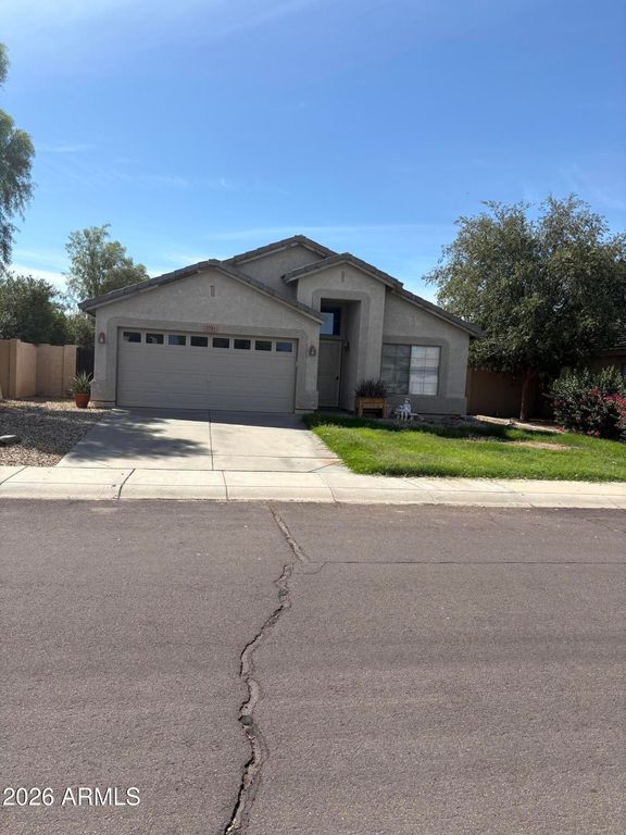 5791 W SELDON Lane, Glendale, AZ 85302 — exterior