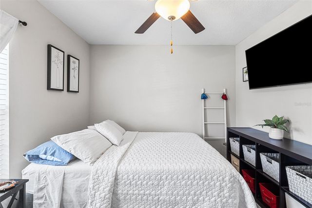 5426 BLUE AZURE DRIVE, Wimauma, FL 33598