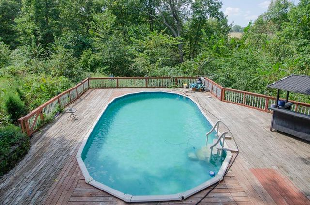 747 Amanda Drive, Clever, MO 65631