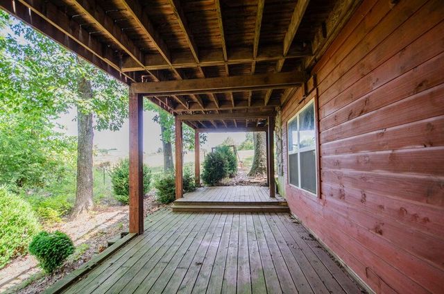 747 Amanda Drive, Clever, MO 65631