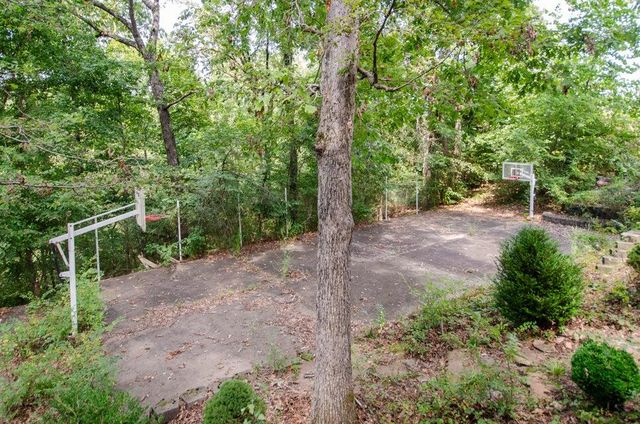 747 Amanda Drive, Clever, MO 65631