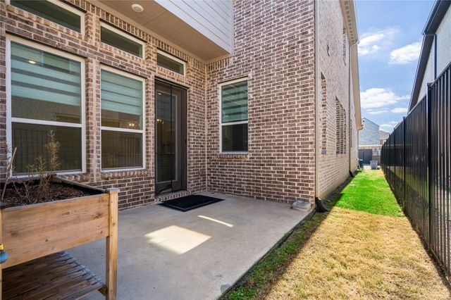 8705 Bethpage Drive, Mckinney, TX 75070