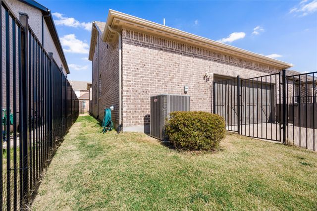 8705 Bethpage Drive, Mckinney, TX 75070