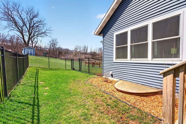 225 Stone Hill Court, Ripon, WI 54971