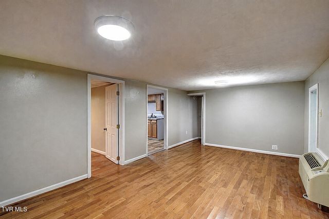 642 Dennis Cove Road, Hampton, TN 37658