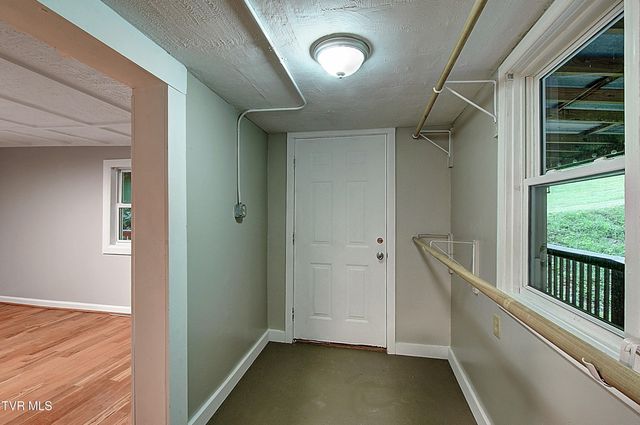 642 Dennis Cove Road, Hampton, TN 37658