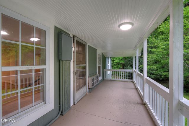 642 Dennis Cove Road, Hampton, TN 37658