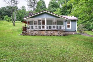 642 Dennis Cove Road, Hampton, TN 37658