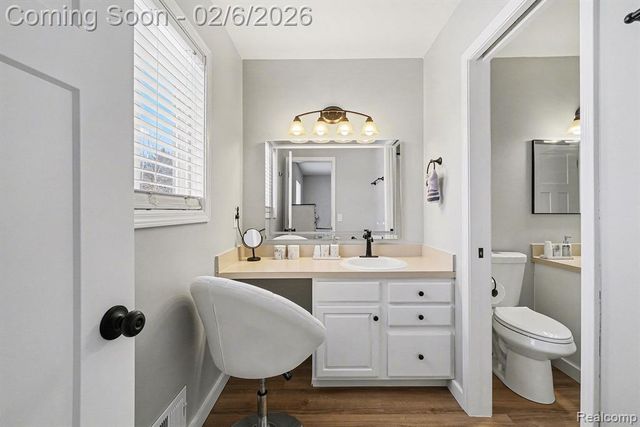 9430 Torrey Road, Grand Blanc, MI 48439