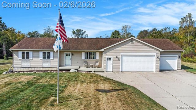 9430 Torrey Road, Grand Blanc, MI 48439
