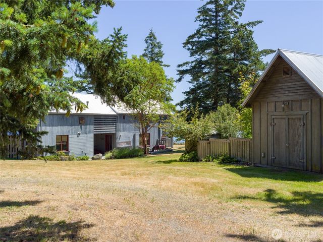 146 East Meadow Lane, Decatur Island, WA 98221