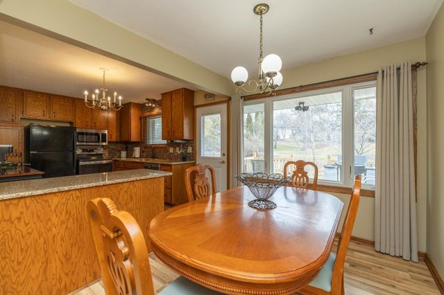 6055 Scenic Road, Minnetonka, MN 55345