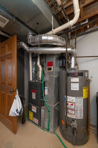 6055 Scenic Road, Minnetonka, MN 55345