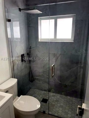 5431 W 8th Ct, Hialeah, FL 33012