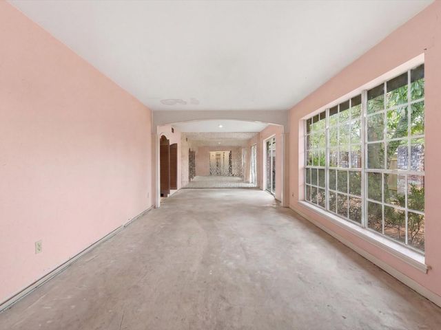 10014 Del Monte Drive, Houston, TX 77042
