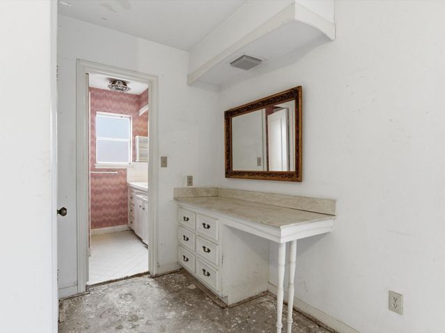 10014 Del Monte Drive, Houston, TX 77042