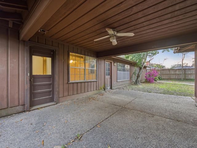10014 Del Monte Drive, Houston, TX 77042