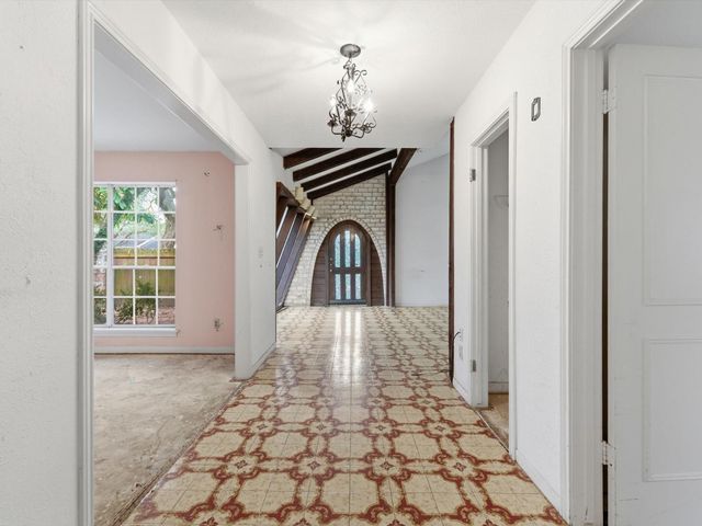 10014 Del Monte Drive, Houston, TX 77042