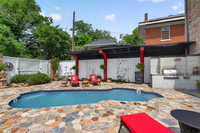 664 Stoner Avenue, Shreveport, LA 71101