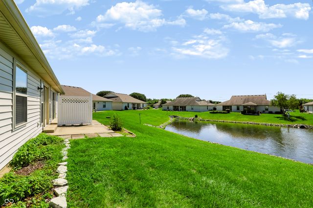 2059 Pelican Drive, Franklin, IN 46131