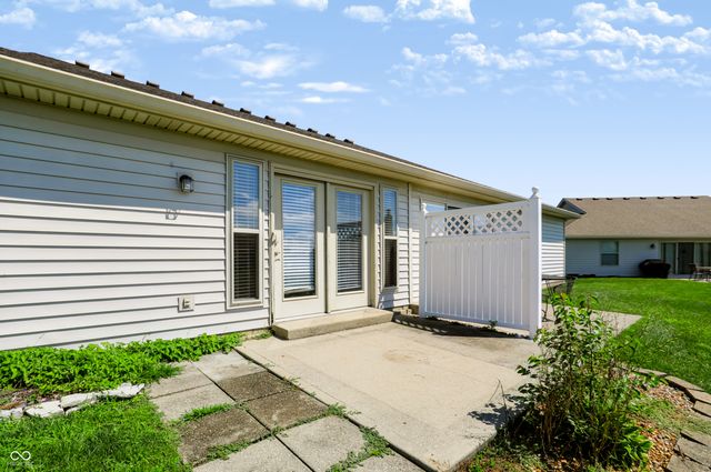 2059 Pelican Drive, Franklin, IN 46131