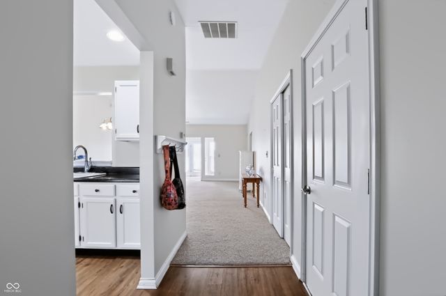 2059 Pelican Drive, Franklin, IN 46131