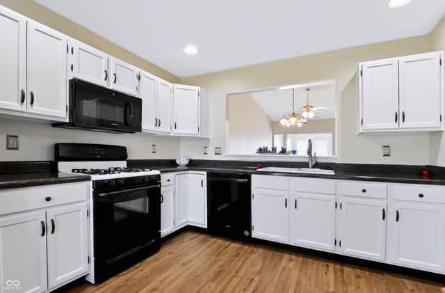 2059 Pelican Drive, Franklin, IN 46131