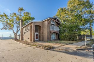 2002 S Lubbock Street, Brenham, TX 77833
