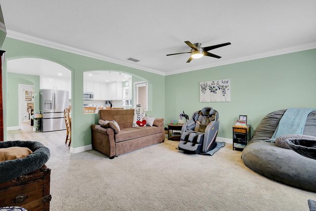 1545 Black Bear St, Roseville, CA 95747