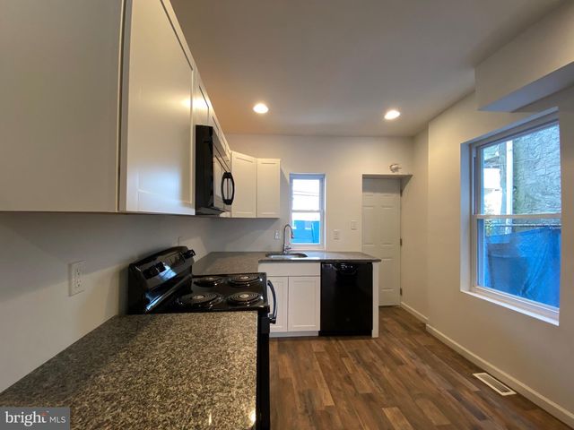 2339 N CAMAC ST, Philadelphia, PA 19133