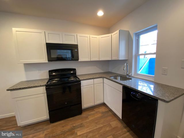 2339 N CAMAC ST, Philadelphia, PA 19133