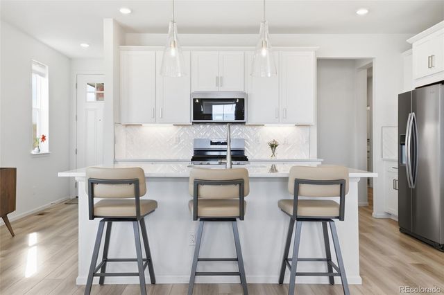 17693 W 93rd Place, Arvada, CO 80007