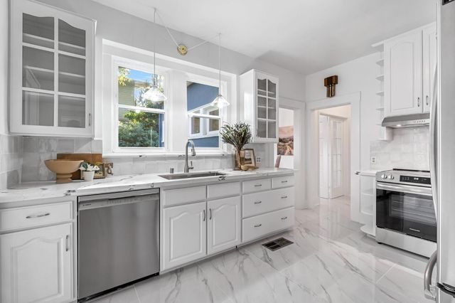 721 E Home Avenue, Fresno, CA 93728