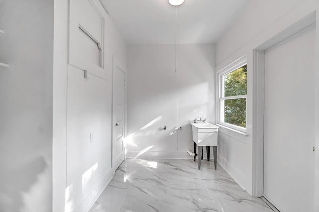 721 E Home Avenue, Fresno, CA 93728