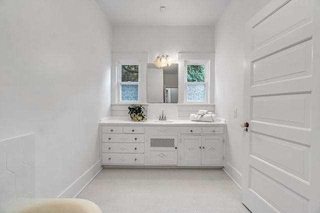 721 E Home Avenue, Fresno, CA 93728