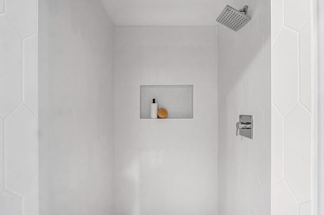 721 E Home Avenue, Fresno, CA 93728