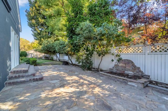 721 E Home Avenue, Fresno, CA 93728