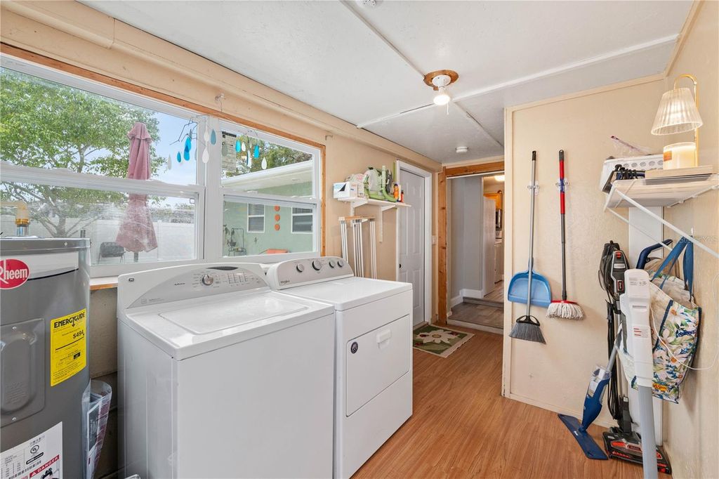 Image 17 of property listing at 7423 ORPINE DRIVE N, St Petersburg, FL 33702